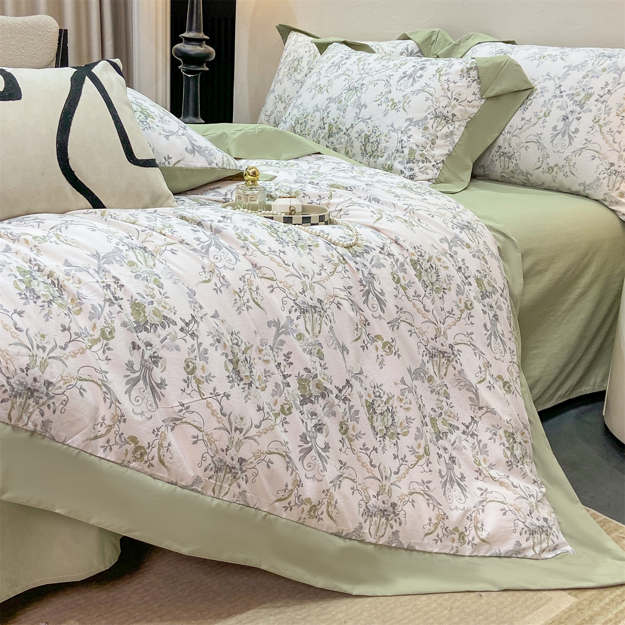 91家纺网 家纺一手货源 找家纺 慕木家纺 2026新款A类印花拼角工艺慕斯棉四件套系列（抽空压缩可供跨境）提供买家秀 清漫+绿