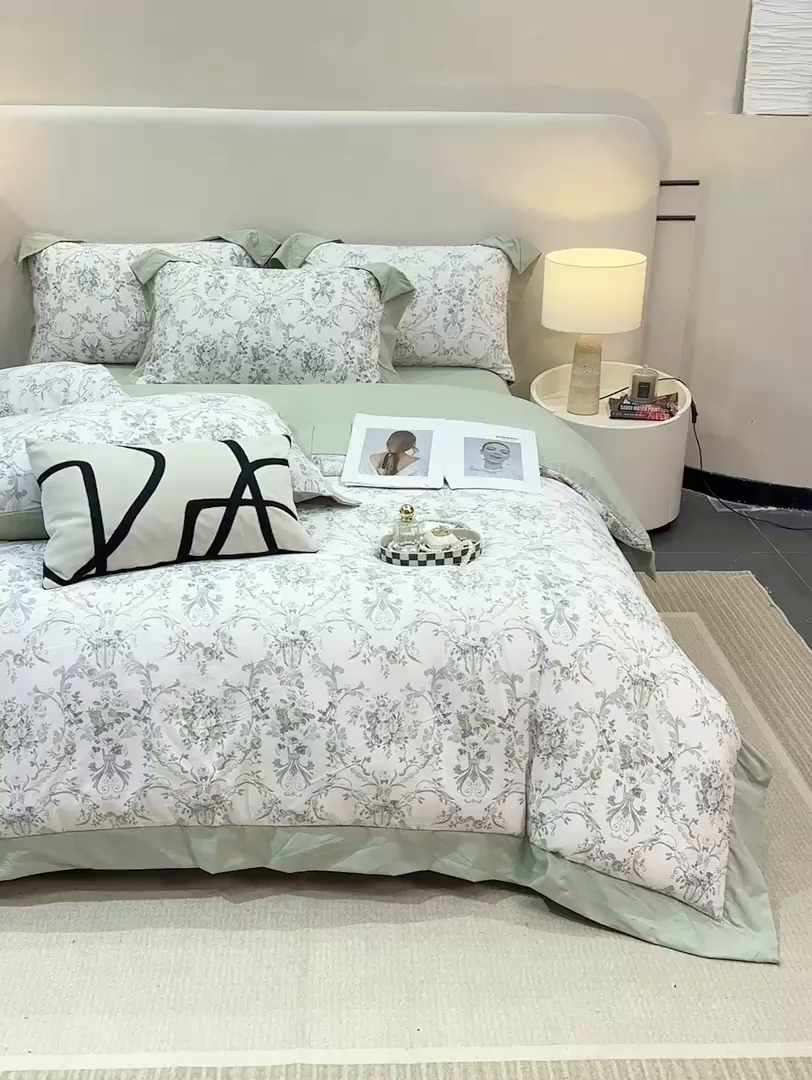 91家纺网 家纺一手货源 找家纺 慕木家纺 2026新款A类印花拼角工艺慕斯棉四件套系列（抽空压缩可供跨境）提供买家秀 清漫+绿