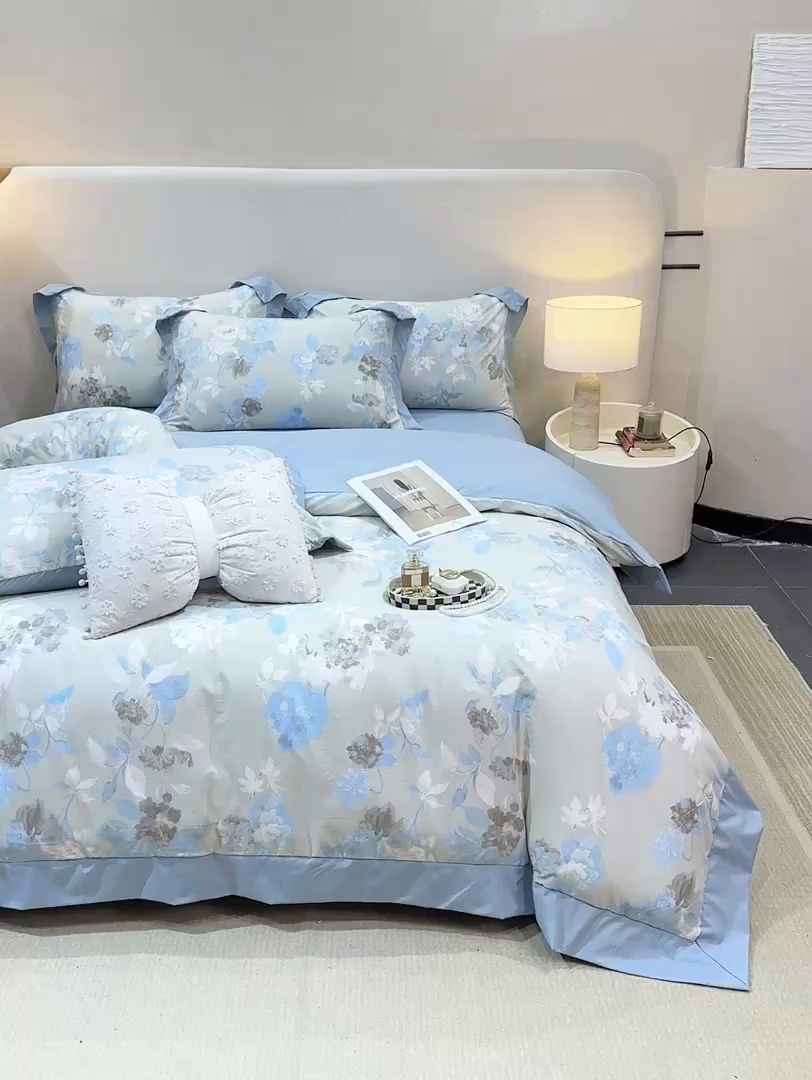 91家纺网 家纺一手货源 找家纺 慕木家纺 2026新款A类印花拼角工艺慕斯棉四件套系列（抽空压缩可供跨境）提供买家秀 蓝漪+蓝