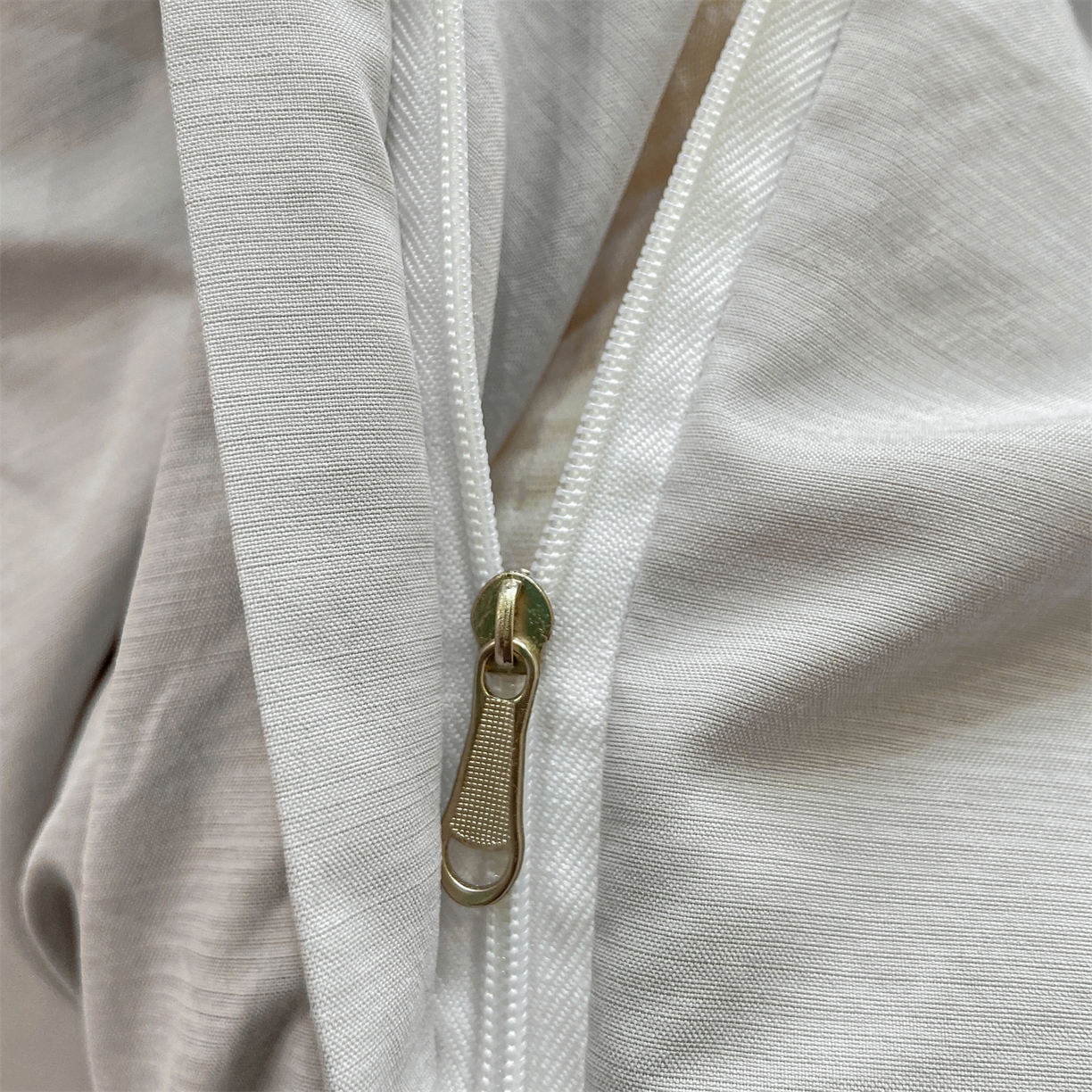 91家纺网 家纺一手货源 找家纺 慕木家纺 2026新款A类印花拼角工艺慕斯棉四件套系列（抽空压缩可供跨境）提供买家秀 墨芳+灰