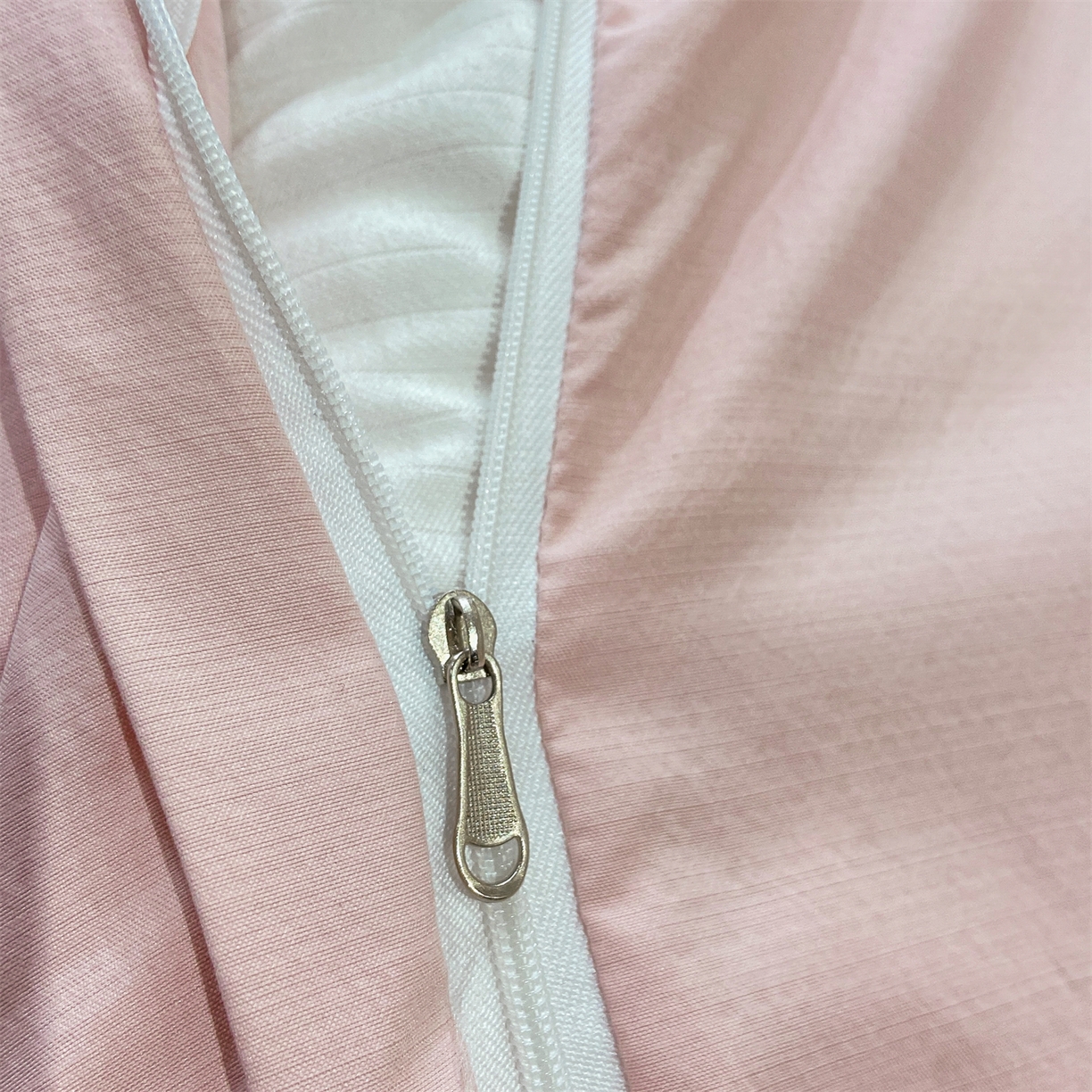 91家纺网 家纺一手货源 找家纺 慕木家纺 2026新款A类印花拼角工艺慕斯棉四件套系列（抽空压缩可供跨境）提供买家秀 星心兔语+粉