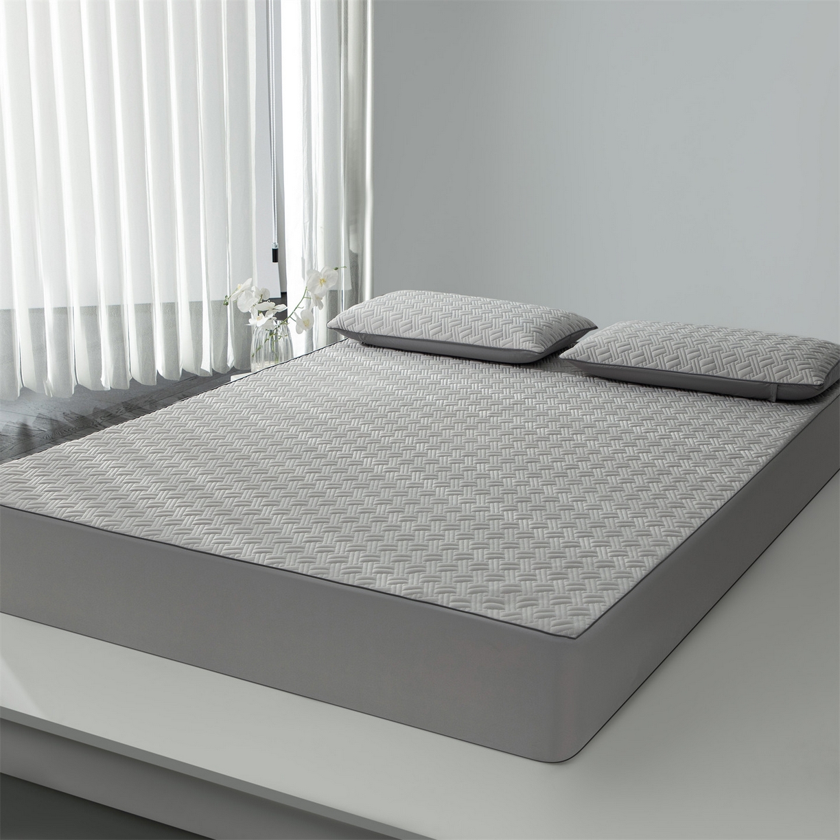 91家纺网 家纺一手货源 找家纺 雯豆家纺 2026新款10A抗菌氨纶凉感丝夏季冰皮床笠三件套简约纯色床垫保护套-风格一 时光氨纶凉感丝床笠-浅灰