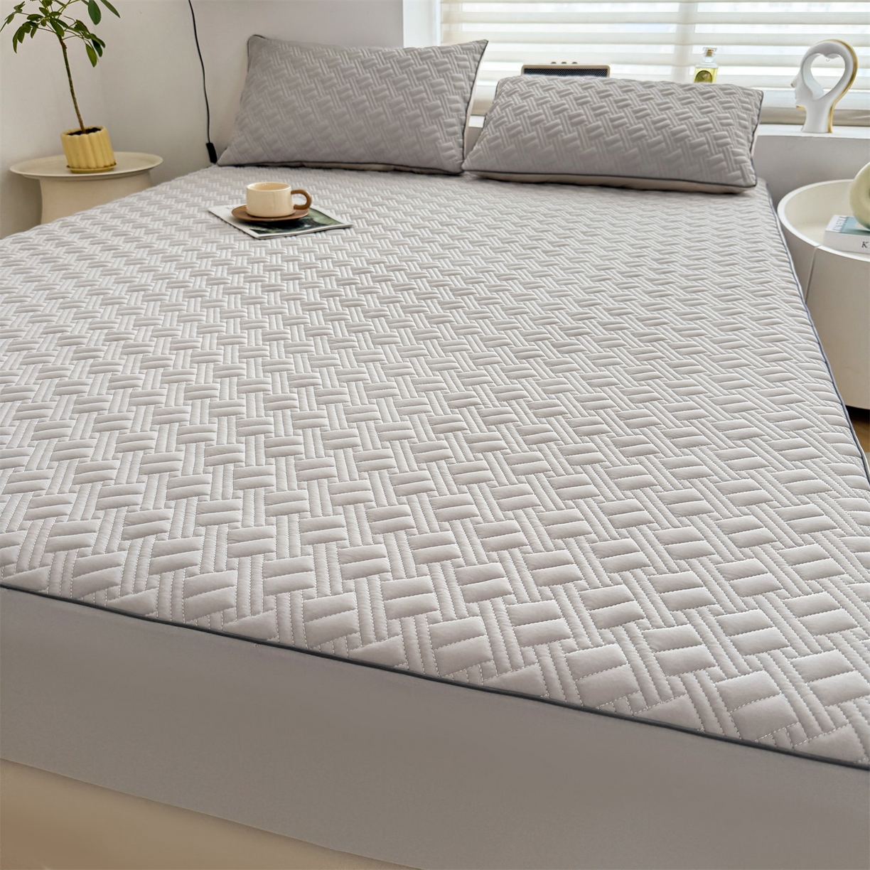 91家纺网 家纺一手货源 找家纺 （总）雯豆家纺 2026新款10A抗菌氨纶凉感丝夏季冰皮床笠三件套简约纯色床垫保护套-风格二