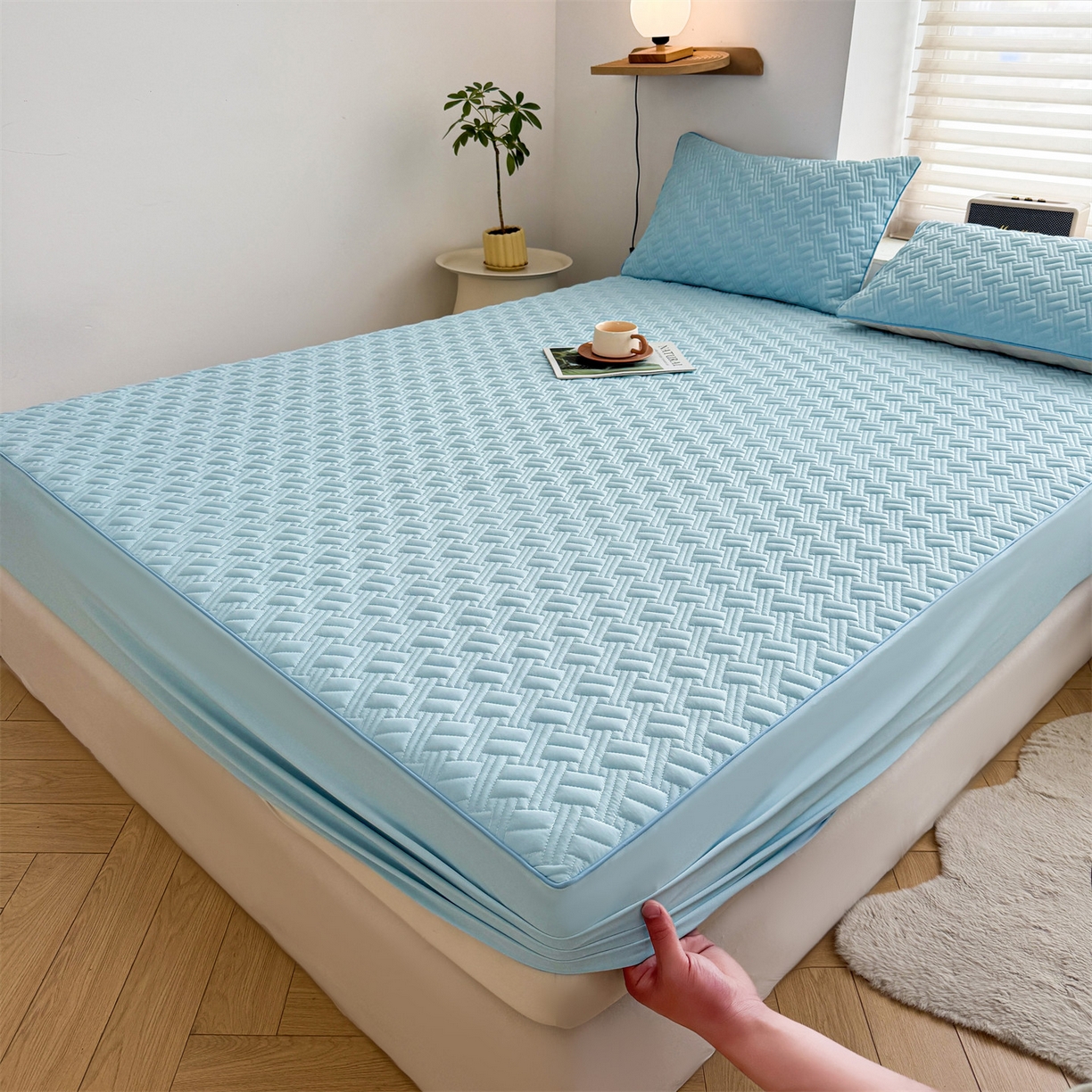 91家纺网 家纺一手货源 找家纺 雯豆家纺 2026新款10A抗菌氨纶凉感丝夏季冰皮床笠三件套简约纯色床垫保护套-风格二 时光氨纶凉感丝床笠-水蓝