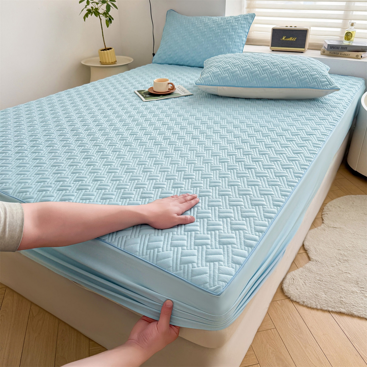 91家纺网 家纺一手货源 找家纺 雯豆家纺 2026新款10A抗菌氨纶凉感丝夏季冰皮床笠三件套简约纯色床垫保护套-风格二 时光氨纶凉感丝床笠-水蓝