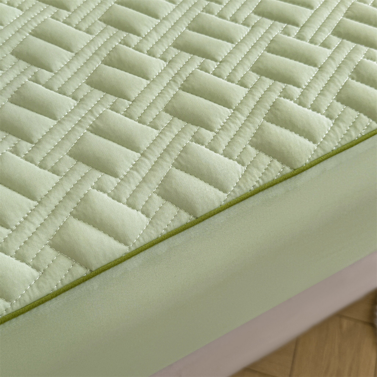 91家纺网 家纺一手货源 找家纺 雯豆家纺 2026新款10A抗菌氨纶凉感丝夏季冰皮床笠三件套简约纯色床垫保护套-风格二 时光氨纶凉感丝床笠-青草绿