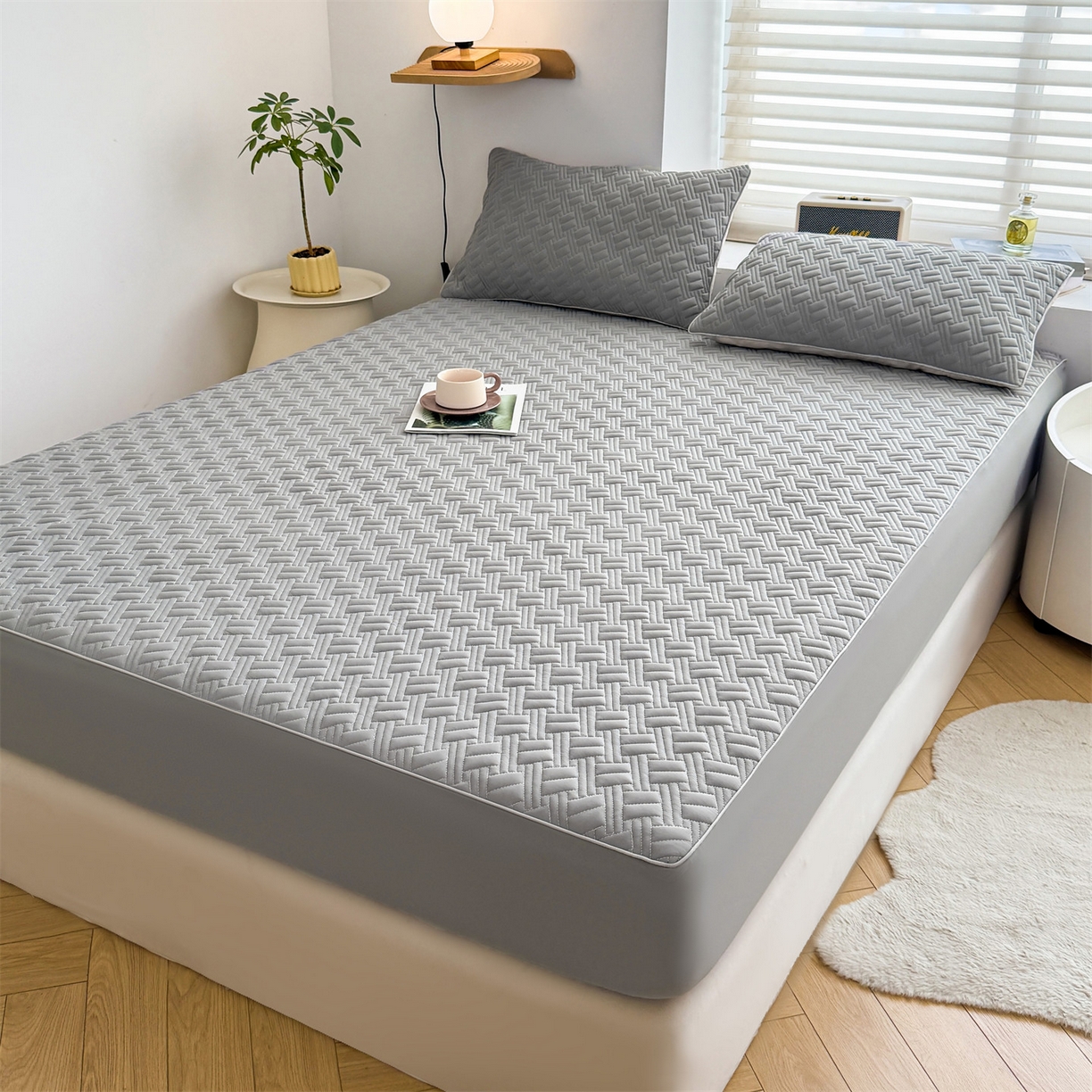 91家纺网 家纺一手货源 找家纺 雯豆家纺 2026新款10A抗菌氨纶凉感丝夏季冰皮床笠三件套简约纯色床垫保护套-风格二 时光氨纶凉感丝床笠-深灰