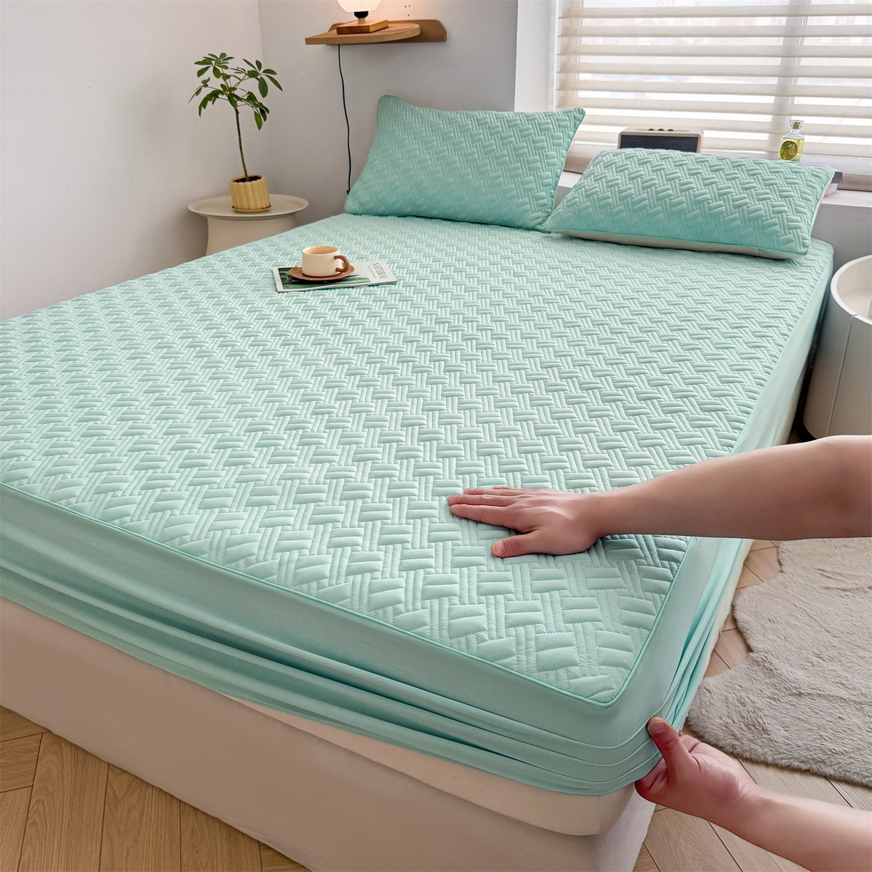 91家纺网 家纺一手货源 找家纺 雯豆家纺 2026新款10A抗菌氨纶凉感丝夏季冰皮床笠三件套简约纯色床垫保护套-风格二 时光氨纶凉感丝床笠-水绿