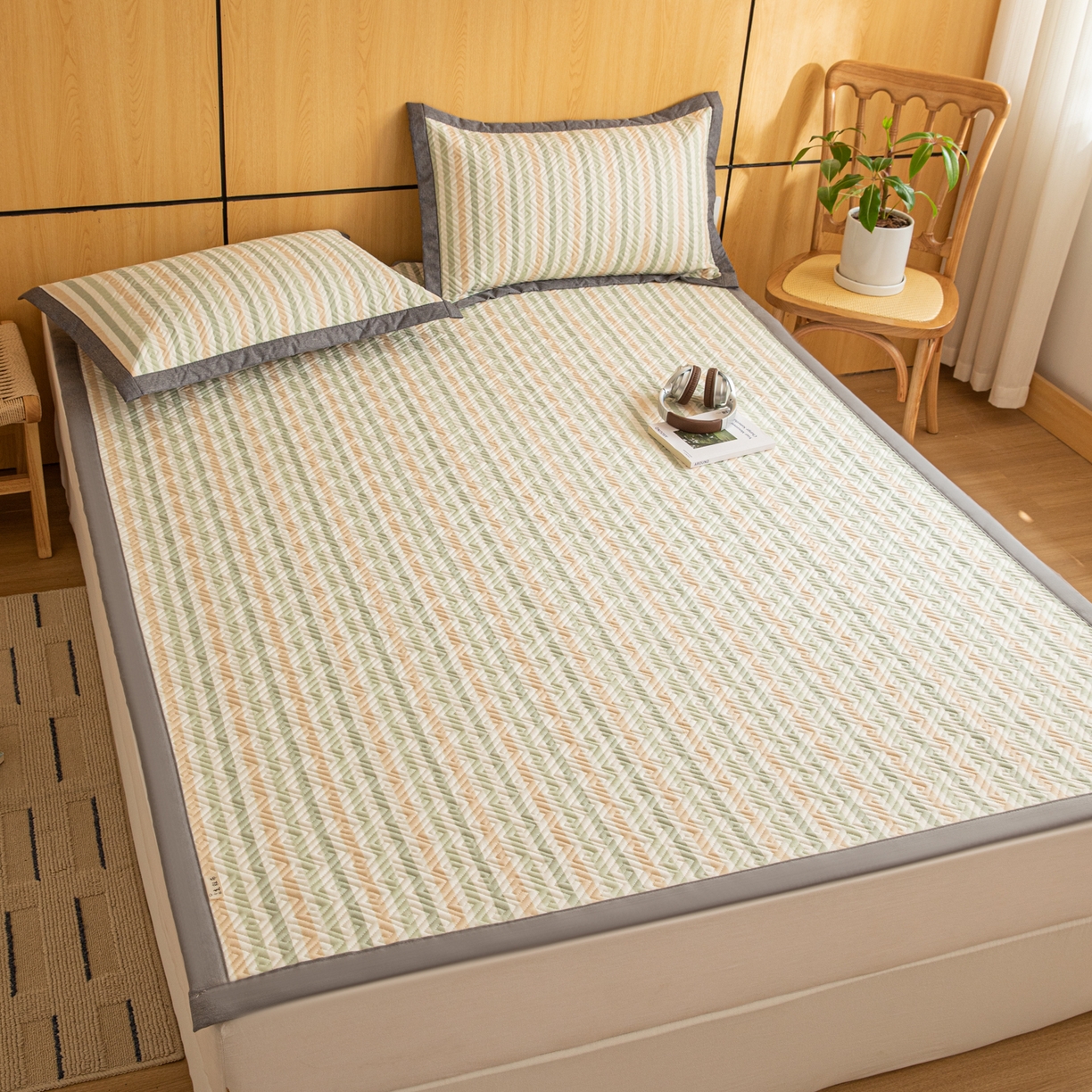 91家纺网 家纺一手货源 找家纺 女子家纺 2026新款宽边全棉纯棉老粗布绗缝夏季凉席席子 粗条-悠韵