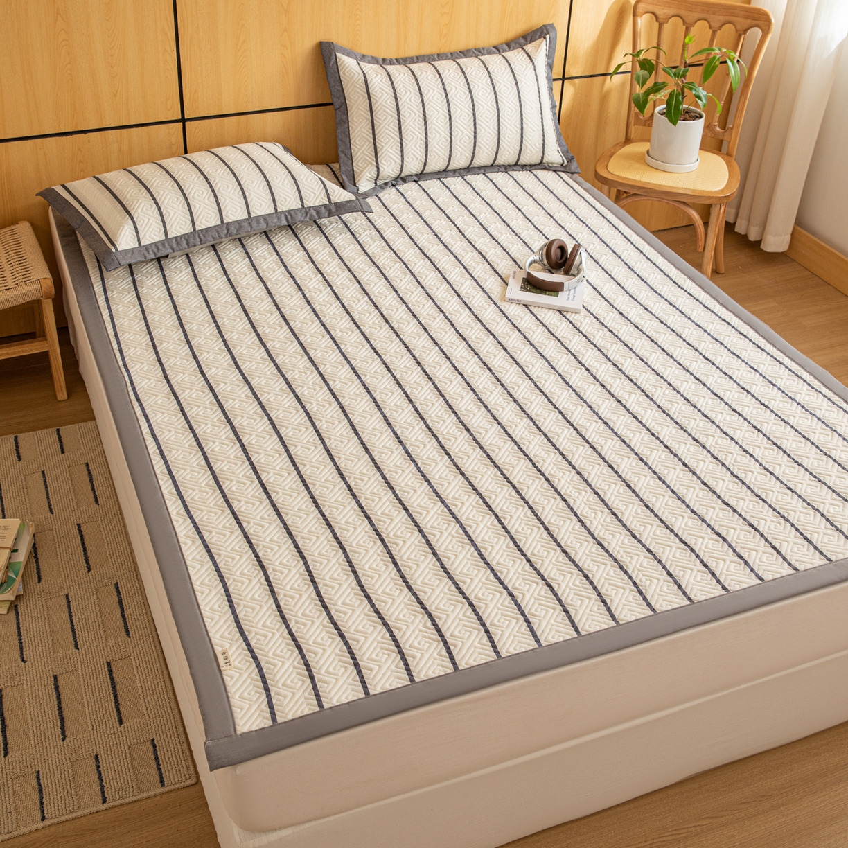 91家纺网 家纺一手货源 找家纺 女子家纺 2026新款宽边全棉纯棉老粗布绗缝夏季凉席席子 粗条-灰