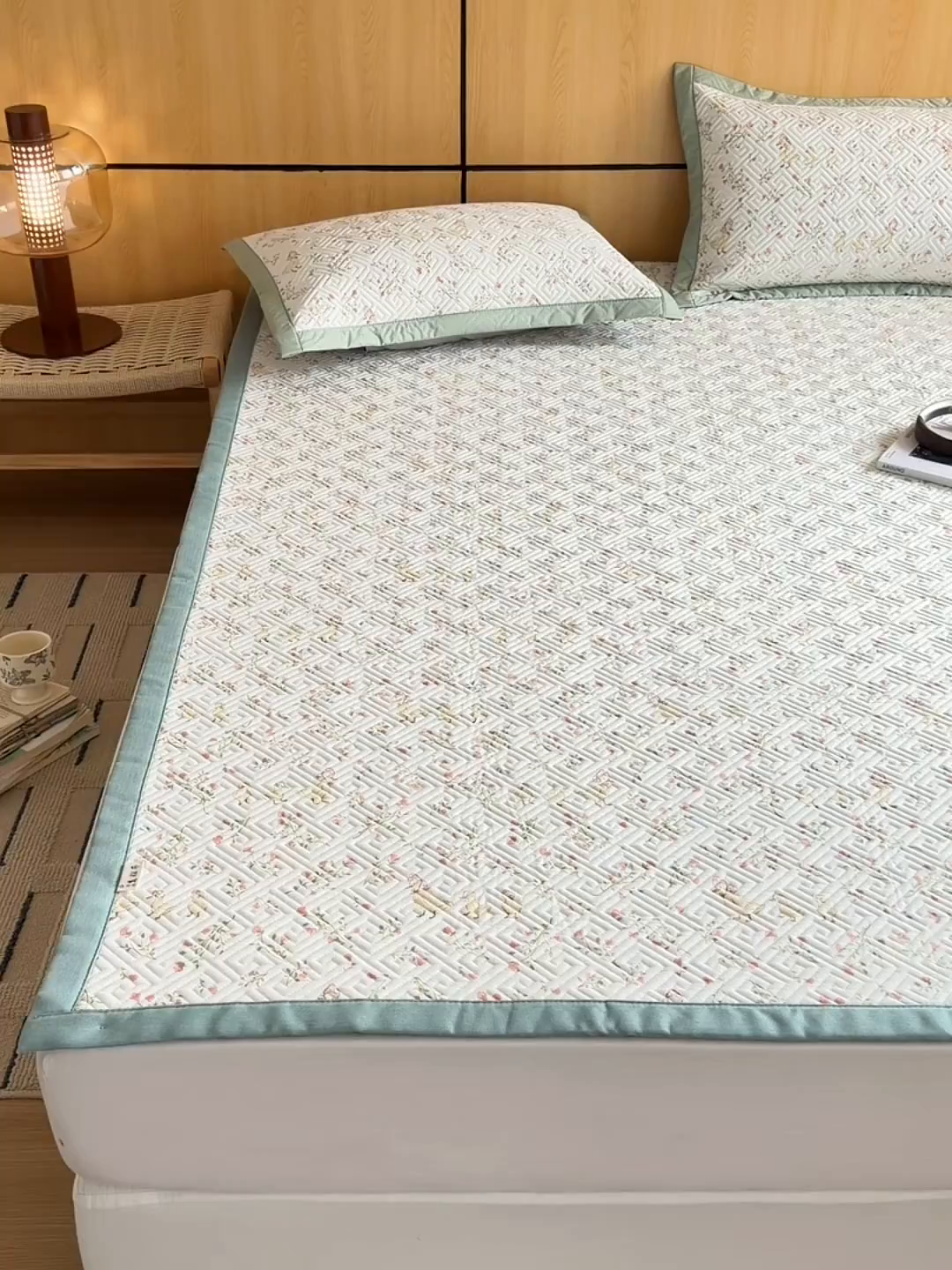 91家纺网 家纺一手货源 找家纺 女子家纺 2026新款宽边全棉纯棉老粗布绗缝夏季凉席席子 绿萝鸭鸭