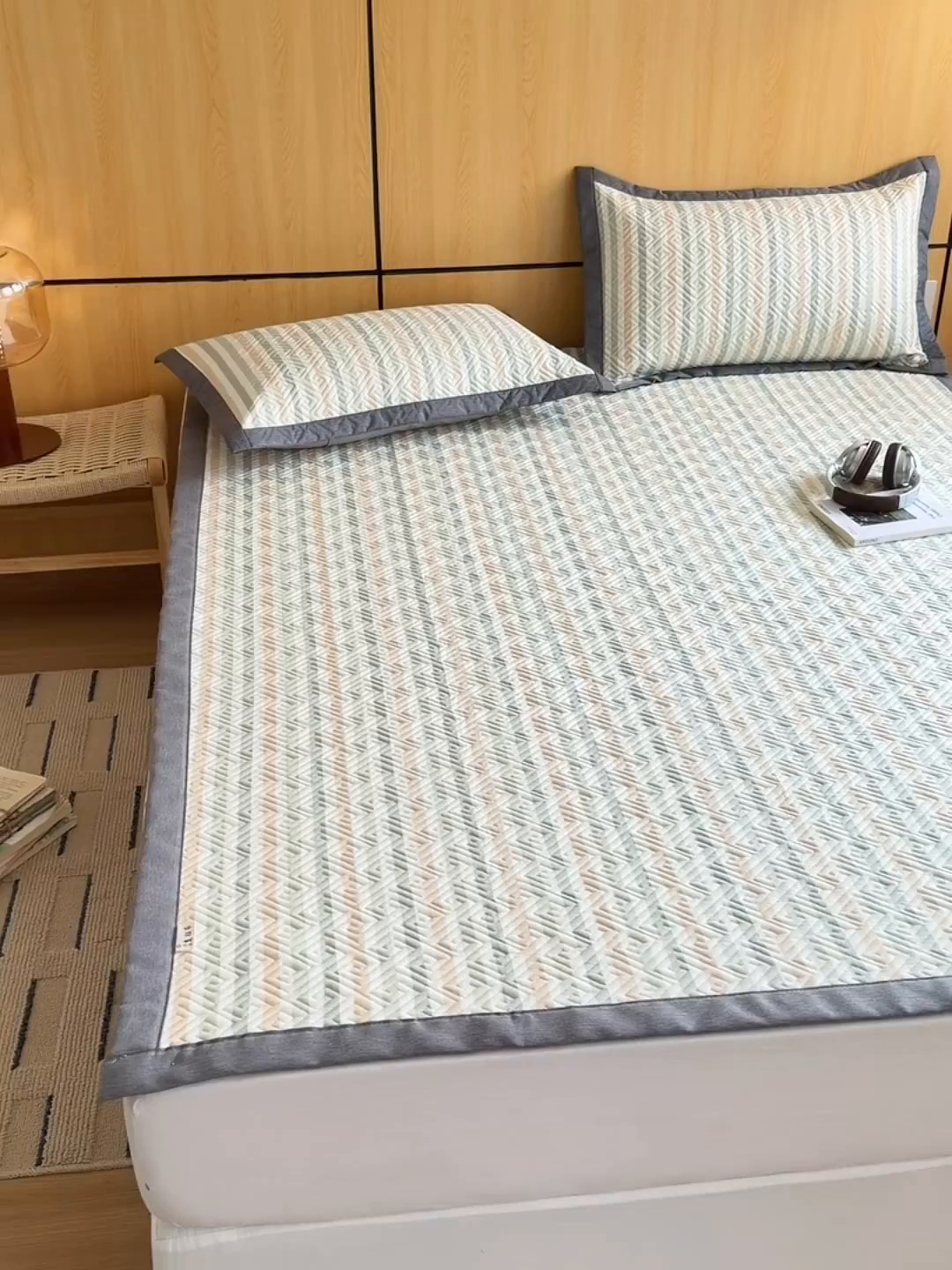 91家纺网 家纺一手货源 找家纺 女子家纺 2026新款宽边全棉纯棉老粗布绗缝夏季凉席席子 粗条-悠韵