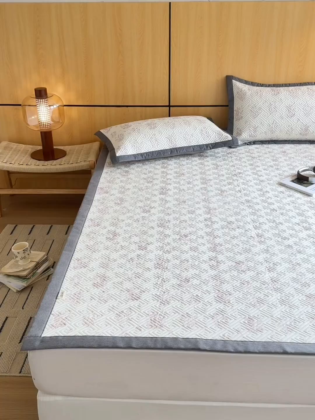 91家纺网 家纺一手货源 找家纺 女子家纺 2026新款宽边全棉纯棉老粗布绗缝夏季凉席席子 翠影-粉