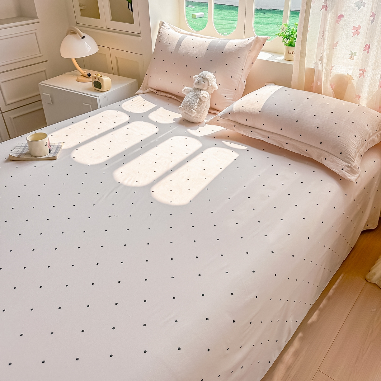 91家纺网 家纺一手货源 找家纺 卓缦家纺 2026新款波点四季款床单卧室宿舍学生单品床单床单单件 良品樱花粉