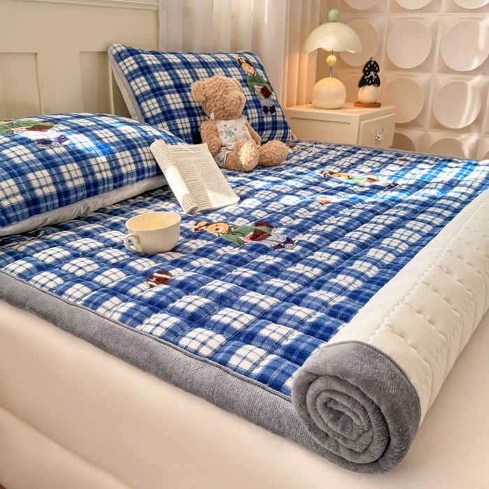 91家纺网 家纺一手货源 找家纺 （总）欧妮家纺 2025新款水晶边牛奶绒印花床垫床褥子软垫（提供买家秀）大床图