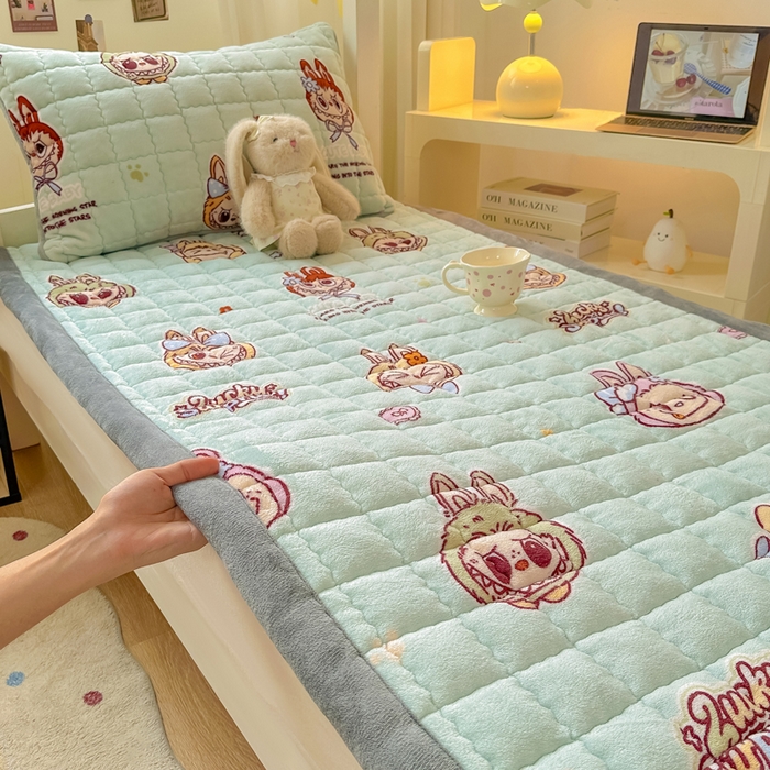 91家纺网 家纺一手货源 找家纺 （总）欧妮家纺 2025新款水晶边牛奶绒印花床垫床褥子软垫（提供买家秀）