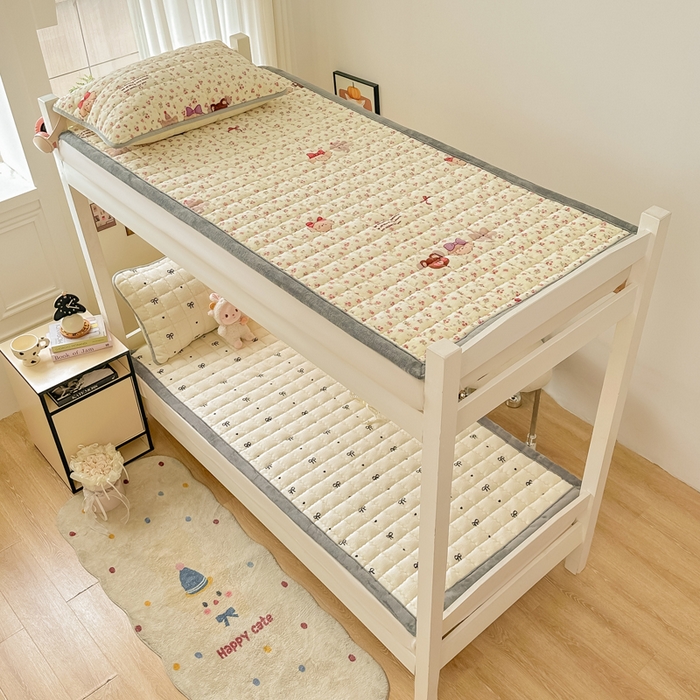 91家纺网 家纺一手货源 找家纺 （总）欧妮家纺 2025新款水晶边牛奶绒印花床垫床褥子软垫（提供买家秀）