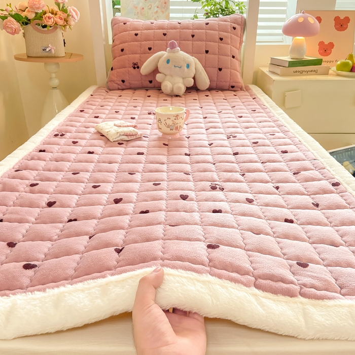 91家纺网 家纺一手货源 找家纺 （总）欧妮家纺 2025新款尊享喜暖绒边床褥垫牛奶绒床垫床护垫软垫（提供买家秀）