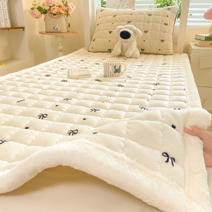 91家纺网 家纺一手货源 找家纺 （总）欧妮家纺 2025新款尊享喜暖绒边床褥垫牛奶绒床垫床护垫软垫（提供买家秀）