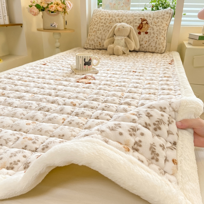 91家纺网 家纺一手货源 找家纺 （总）欧妮家纺 2025新款尊享喜暖绒边床褥垫牛奶绒床垫床护垫软垫（提供买家秀）