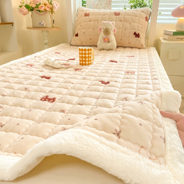 91家纺网 家纺一手货源 找家纺 （总）欧妮家纺 2025新款尊享喜暖绒边床褥垫牛奶绒床垫床护垫软垫（提供买家秀）