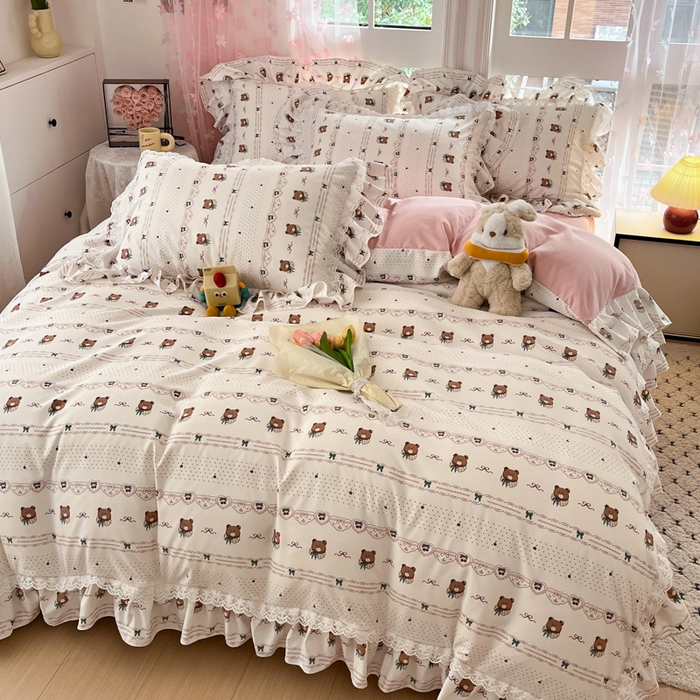 91家纺网 家纺一手货源 找家纺 畅畅家纺 2026新款春秋韩版A类公主风云柔棉工艺款花边四件套 萌熊浅梦