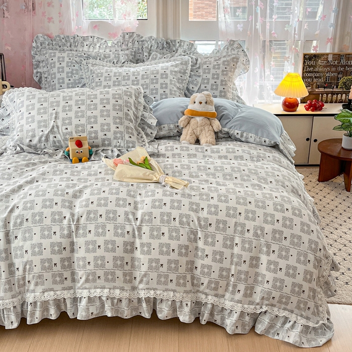 91家纺网 家纺一手货源 找家纺 畅畅家纺 2026新款春秋韩版A类公主风云柔棉工艺款花边四件套 格影清梦