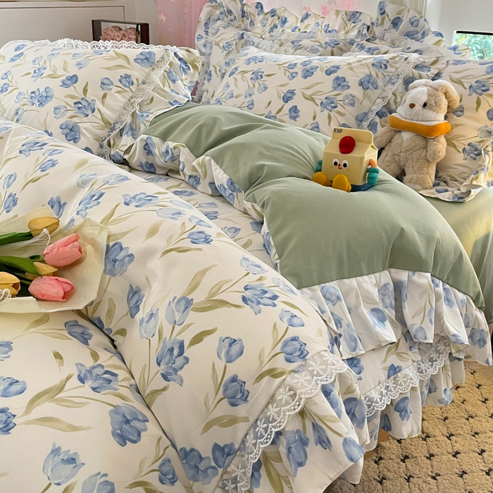 91家纺网 家纺一手货源 找家纺 畅畅家纺 2026新款春秋韩版A类公主风云柔棉工艺款花边四件套 蓝花梦影