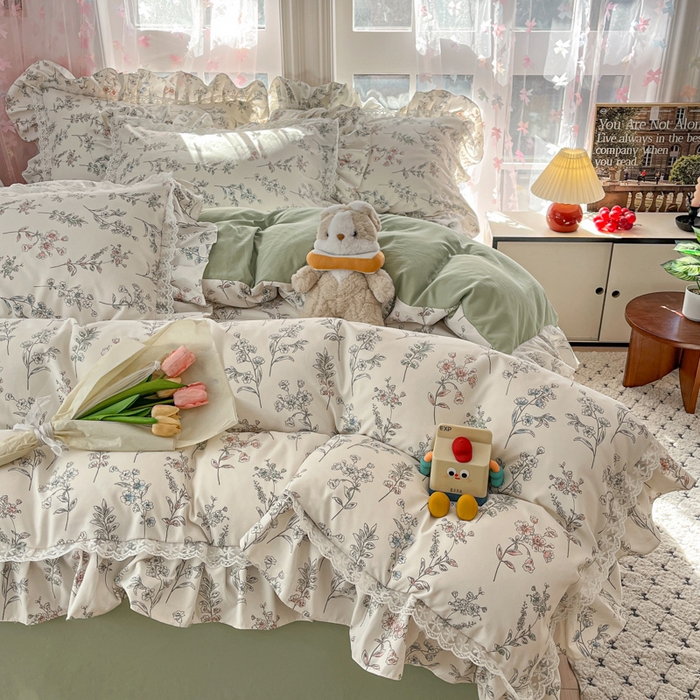 91家纺网 家纺一手货源 找家纺 畅畅家纺 2026新款春秋韩版A类公主风云柔棉工艺款花边四件套 浅花轻语