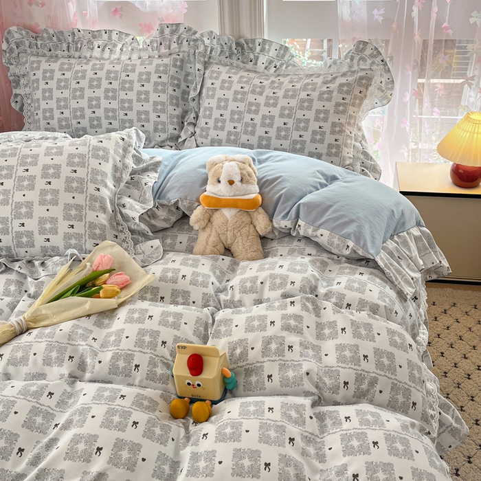 91家纺网 家纺一手货源 找家纺 畅畅家纺 2026新款春秋韩版A类公主风云柔棉工艺款花边四件套 格影清梦