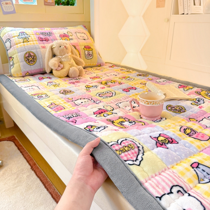 91家纺网 家纺一手货源 找家纺 （总）欧妮家纺 2025新款A类水晶边牛奶绒夹棉床褥垫床垫褥子（提供买家秀）