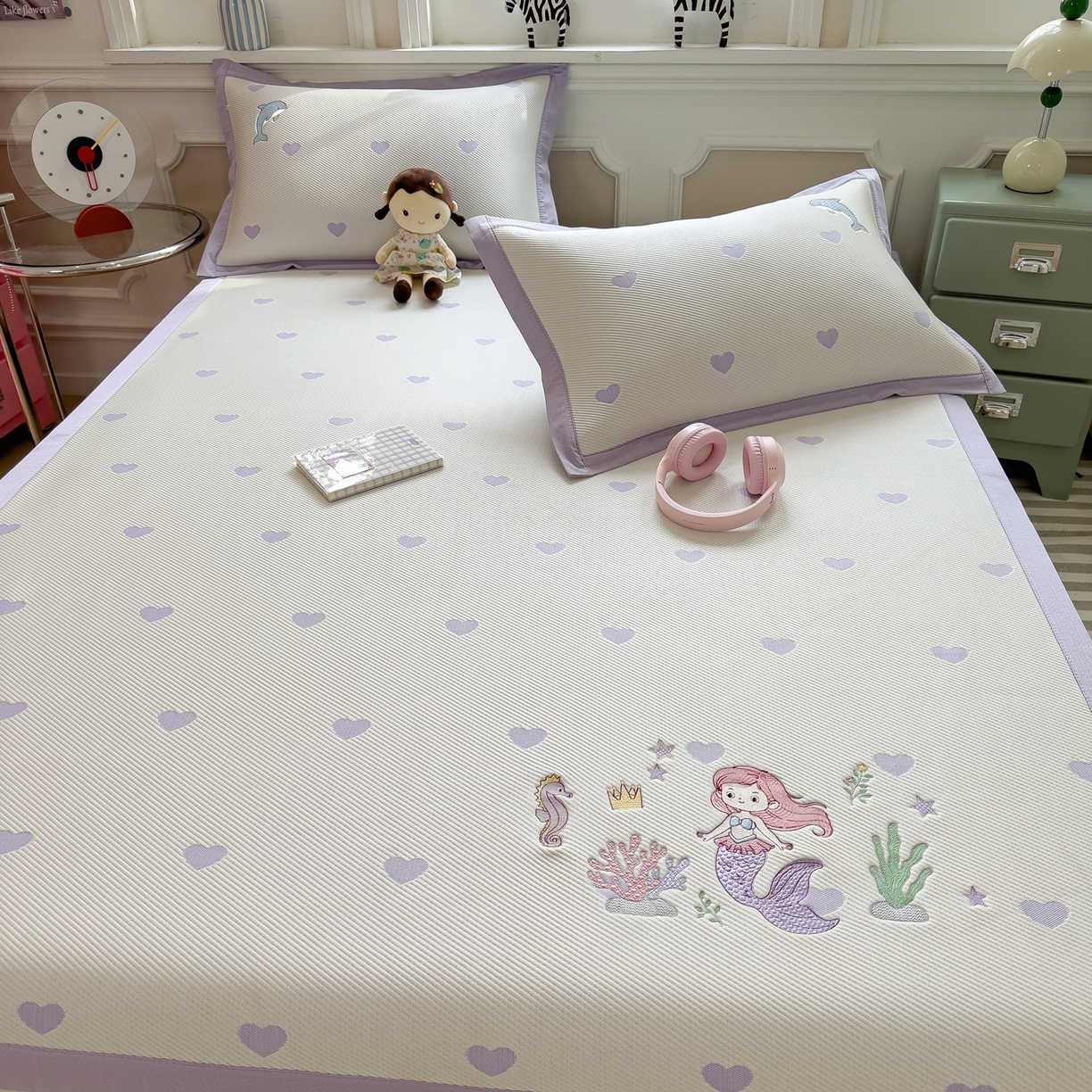 91家纺网 家纺一手货源 找家纺 眠多宝（绒多宝） 2026新款卡通网红风系列凉豆豆三件套 凉豆豆印加绣系列 A类凉豆豆床席床笠--床席款 美人鱼公主