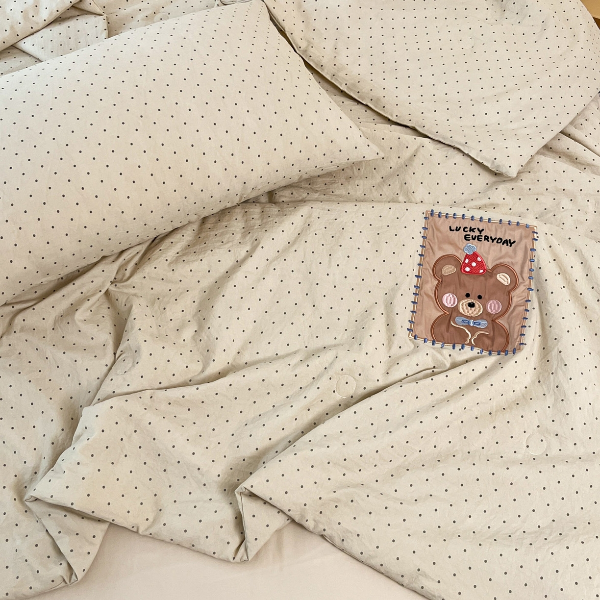 91家纺网 家纺一手货源 找家纺 一加一 2026春夏新款云小棉贴布绣花大豆夏凉被空调被夏被四件套 波点熊仔