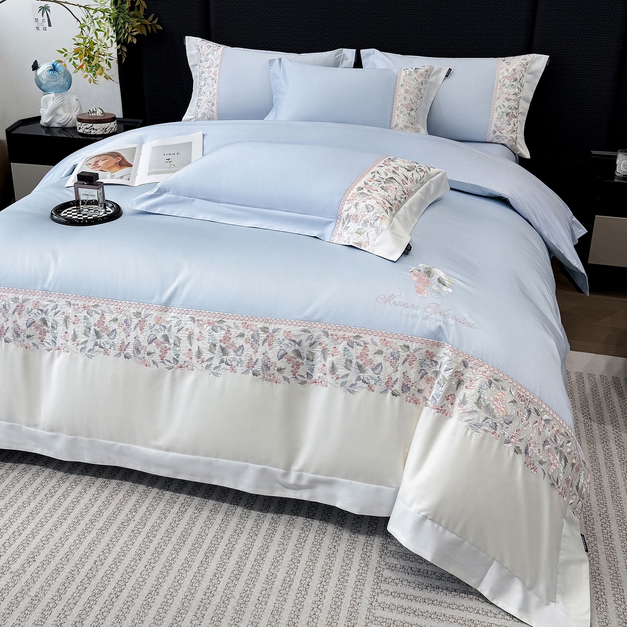 91家纺网 家纺一手货源 找家纺 2026新品100支贡缎长绒棉纯棉四件套全棉重工刺绣被套床单床笠新品四季款轻奢风 琉璃花语-慕蓝