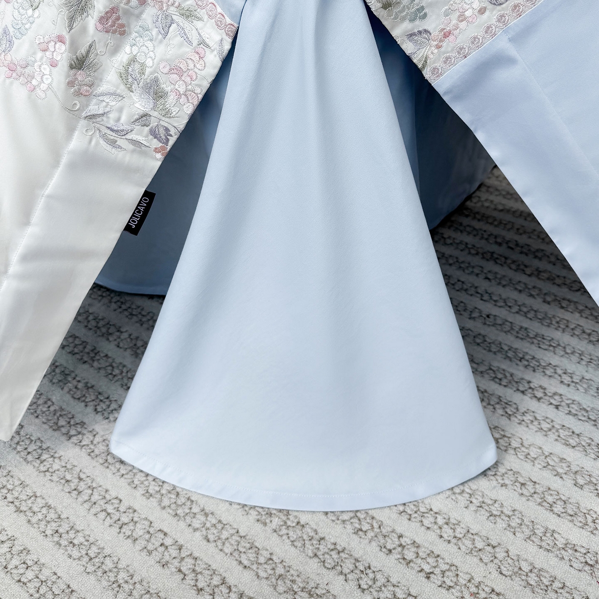 91家纺网 家纺一手货源 找家纺 2026新品100支贡缎长绒棉纯棉四件套全棉重工刺绣被套床单床笠新品四季款轻奢风 琉璃花语-慕蓝