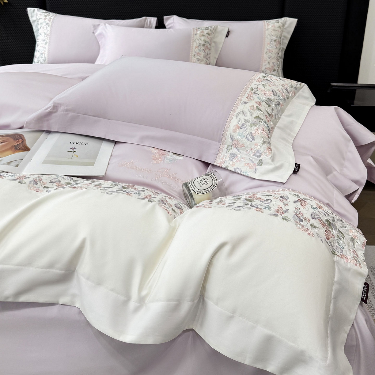 91家纺网 家纺一手货源 找家纺 2026新品100支贡缎长绒棉纯棉四件套全棉重工刺绣被套床单床笠新品四季款轻奢风 琉璃花语-黛紫