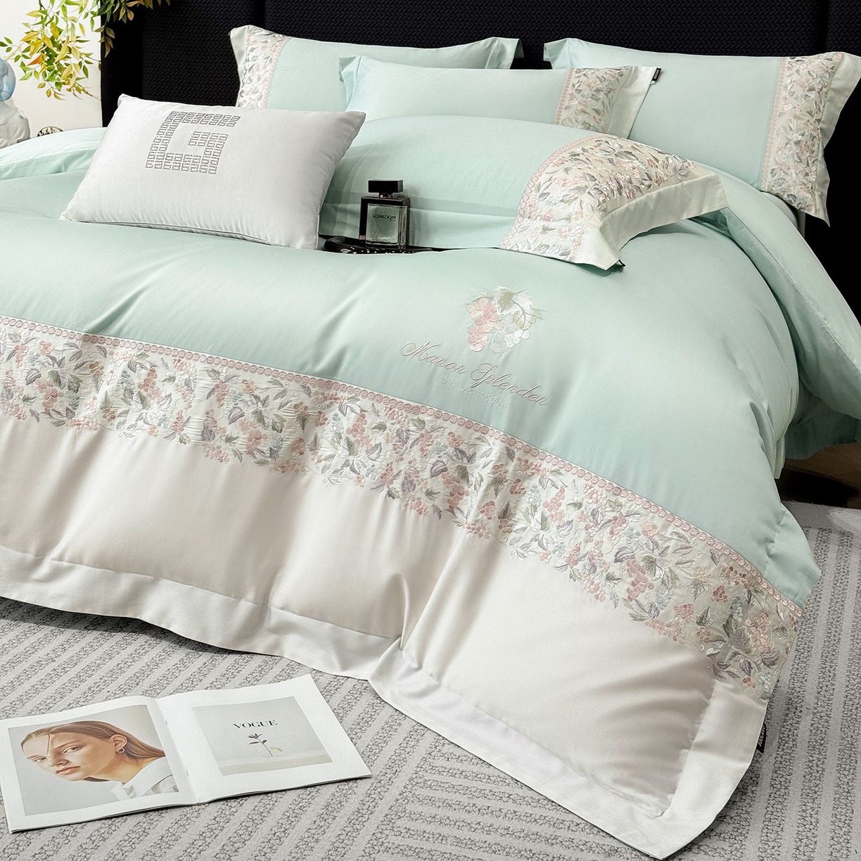 91家纺网 家纺一手货源 找家纺 2026新品100支贡缎长绒棉纯棉四件套全棉重工刺绣被套床单床笠新品四季款轻奢风 琉璃花语-茶绿