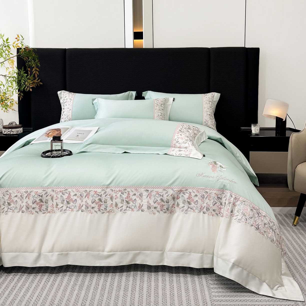 91家纺网 家纺一手货源 找家纺 2026新品100支贡缎长绒棉纯棉四件套全棉重工刺绣被套床单床笠新品四季款轻奢风 琉璃花语-茶绿