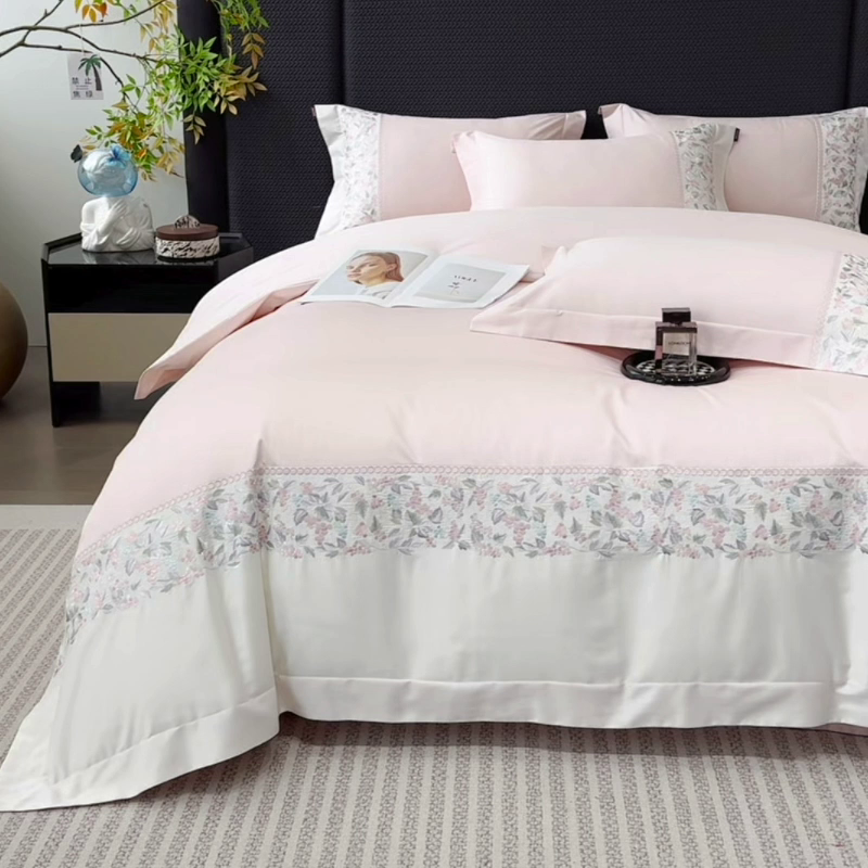 91家纺网 家纺一手货源 找家纺 2026新品100支贡缎长绒棉纯棉四件套全棉重工刺绣被套床单床笠新品四季款轻奢风 琉璃花语-颜粉