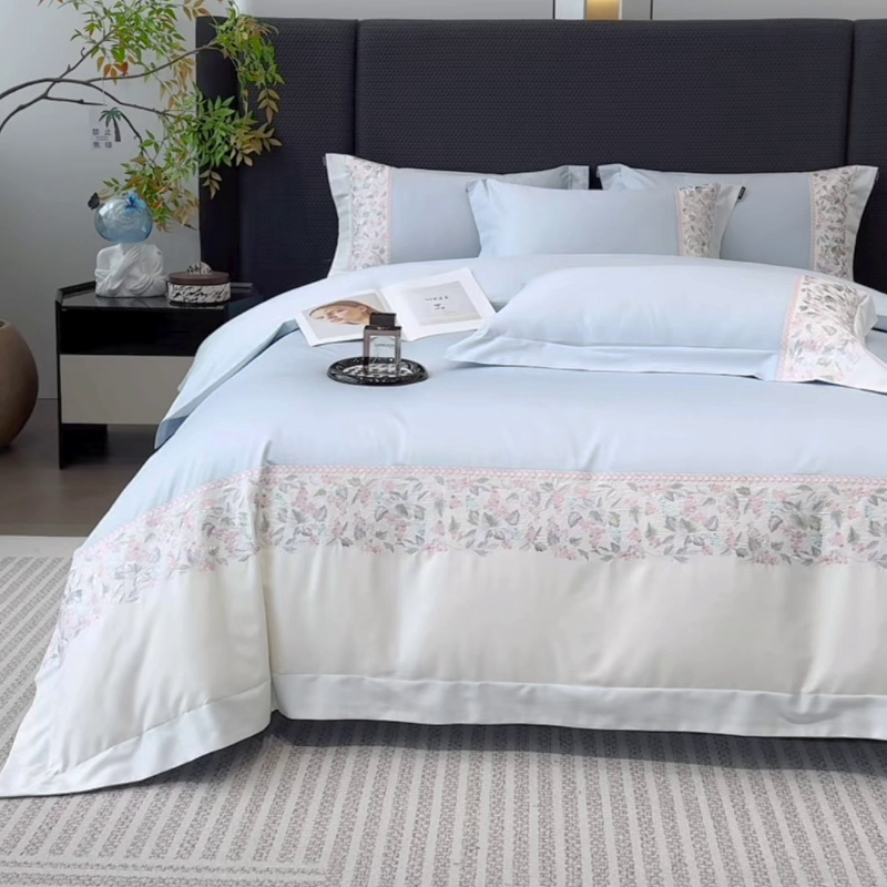 91家纺网 家纺一手货源 找家纺 2026新品100支贡缎长绒棉纯棉四件套全棉重工刺绣被套床单床笠新品四季款轻奢风 琉璃花语-慕蓝