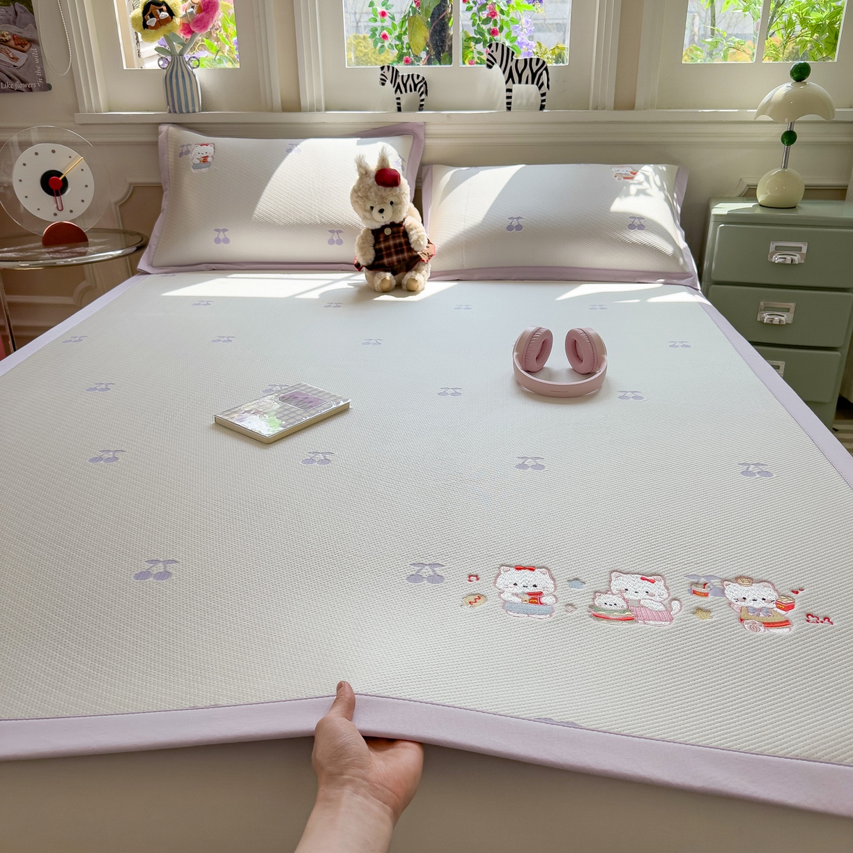 眠多宝（绒多宝） 2026新款卡通网红风系列凉豆豆三件套 凉豆豆印加绣系列 A类凉豆豆床席床笠--床席款 贪吃KK猫