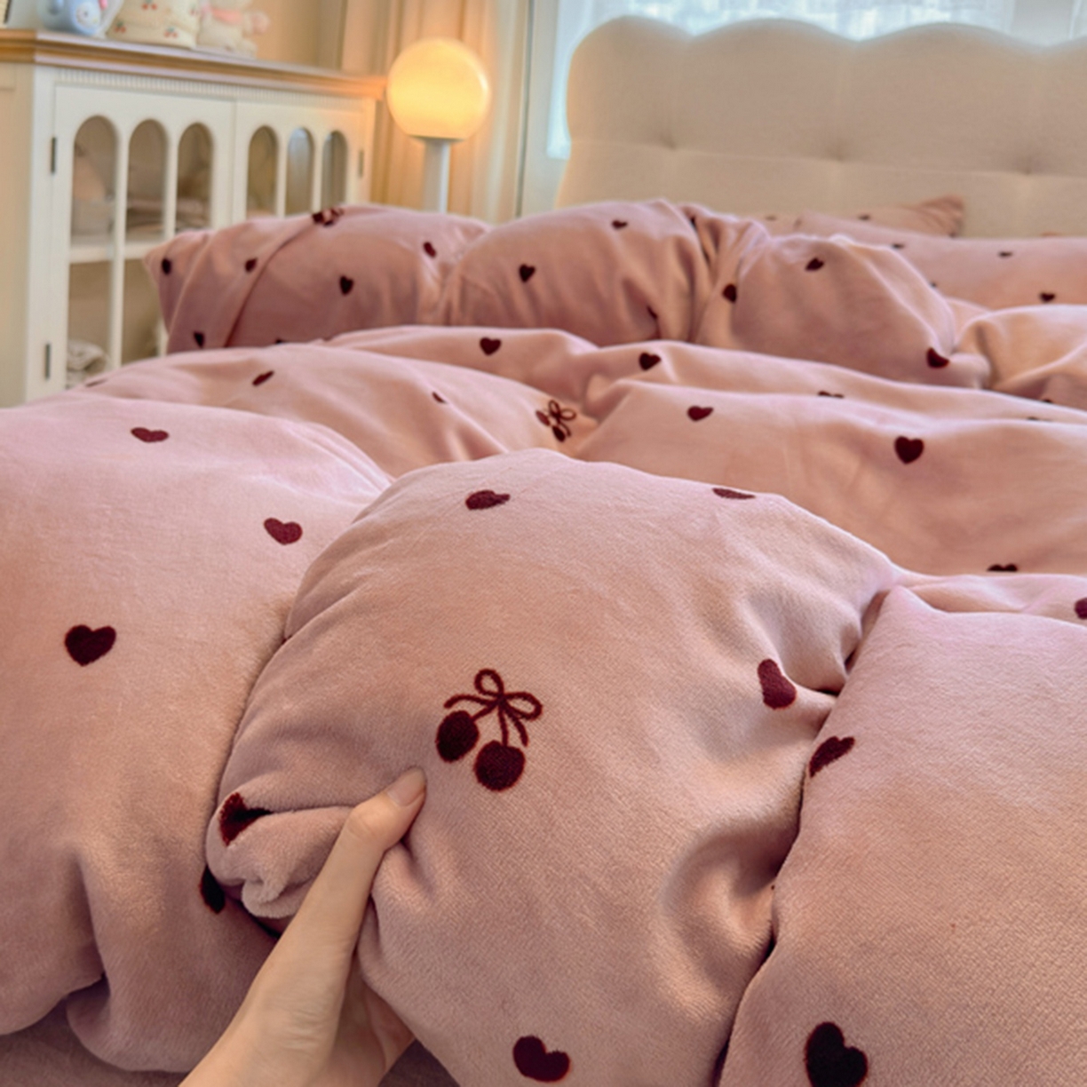 91家纺网 家纺一手货源 找家纺 （总）欧妮家纺 2025新款A类牛奶绒印花单被套-单件被套