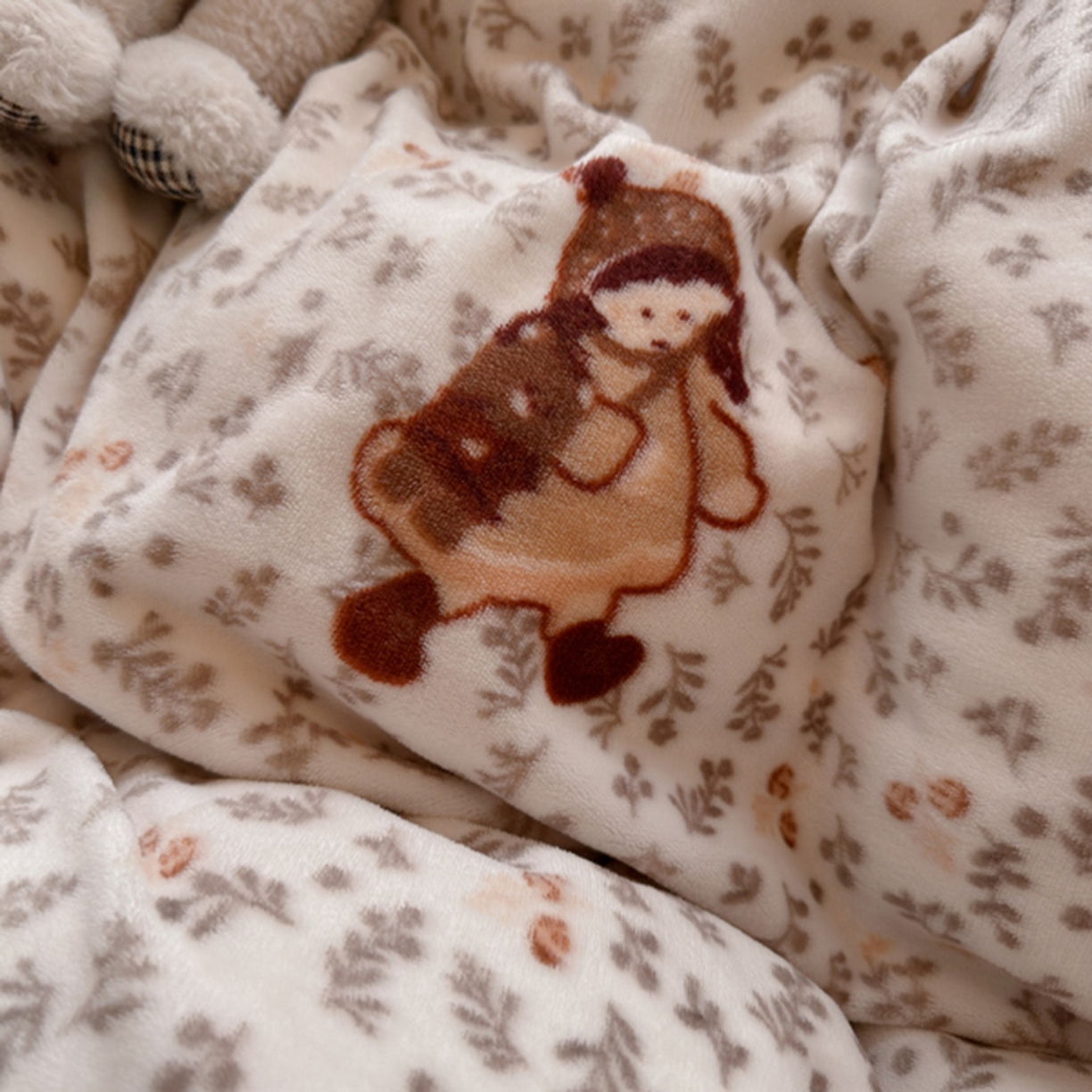 91家纺网 家纺一手货源 找家纺 欧妮家纺 2025新款A类牛奶绒印花单被套-单件被套 甜美女孩