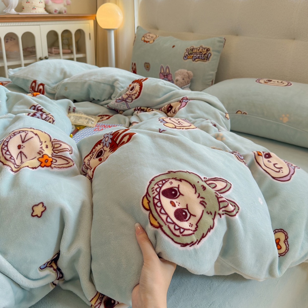 91家纺网 家纺一手货源 找家纺 （总）欧妮家纺 2025新款A类牛奶绒印花单被套-单件被套