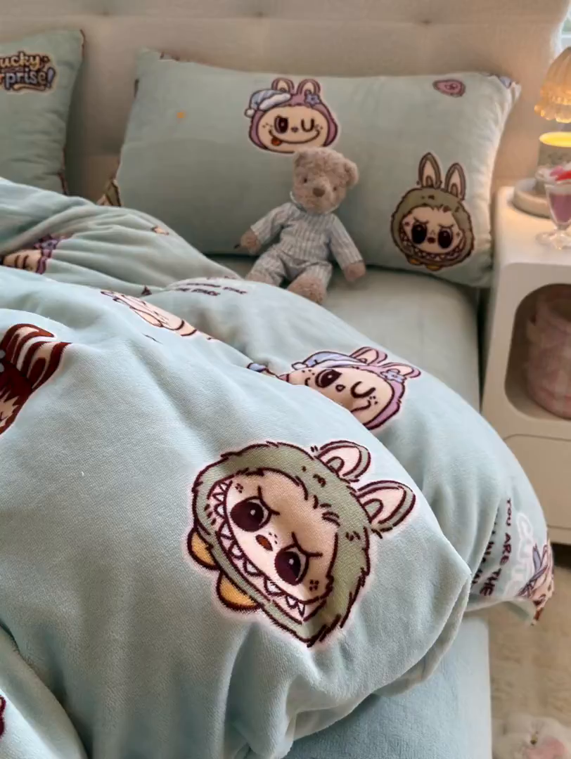 91家纺网 家纺一手货源 找家纺 （总）欧妮家纺 2025新款A类牛奶绒印花单被套-单件被套