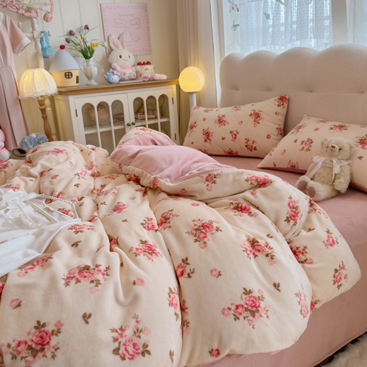 91家纺网 家纺一手货源 找家纺 欧妮家纺 2025新款A类牛奶绒印花单被套-单件被套 花仙子