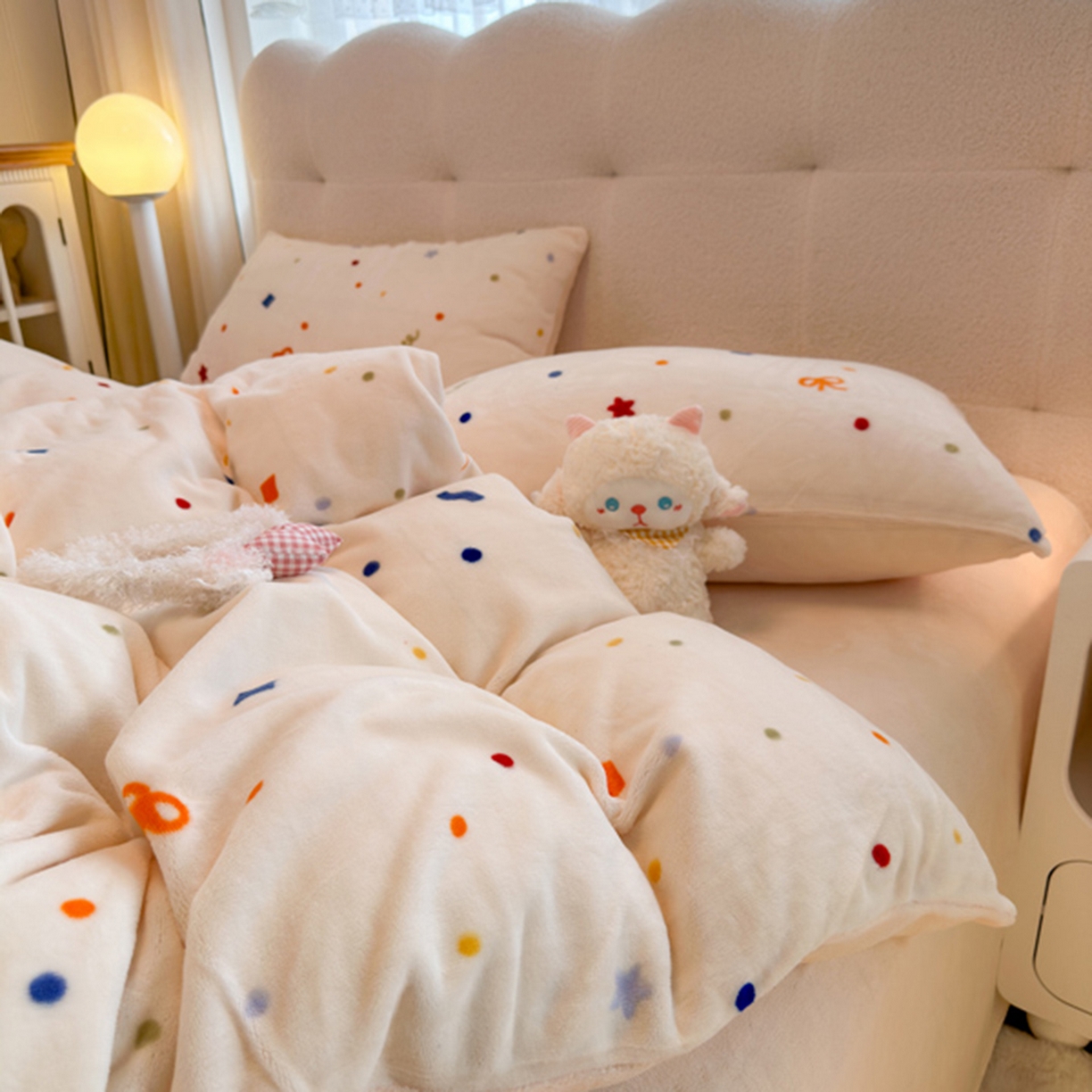 91家纺网 家纺一手货源 找家纺 欧妮家纺 2025新款A类牛奶绒印花单被套-单件被套 五彩斑斓