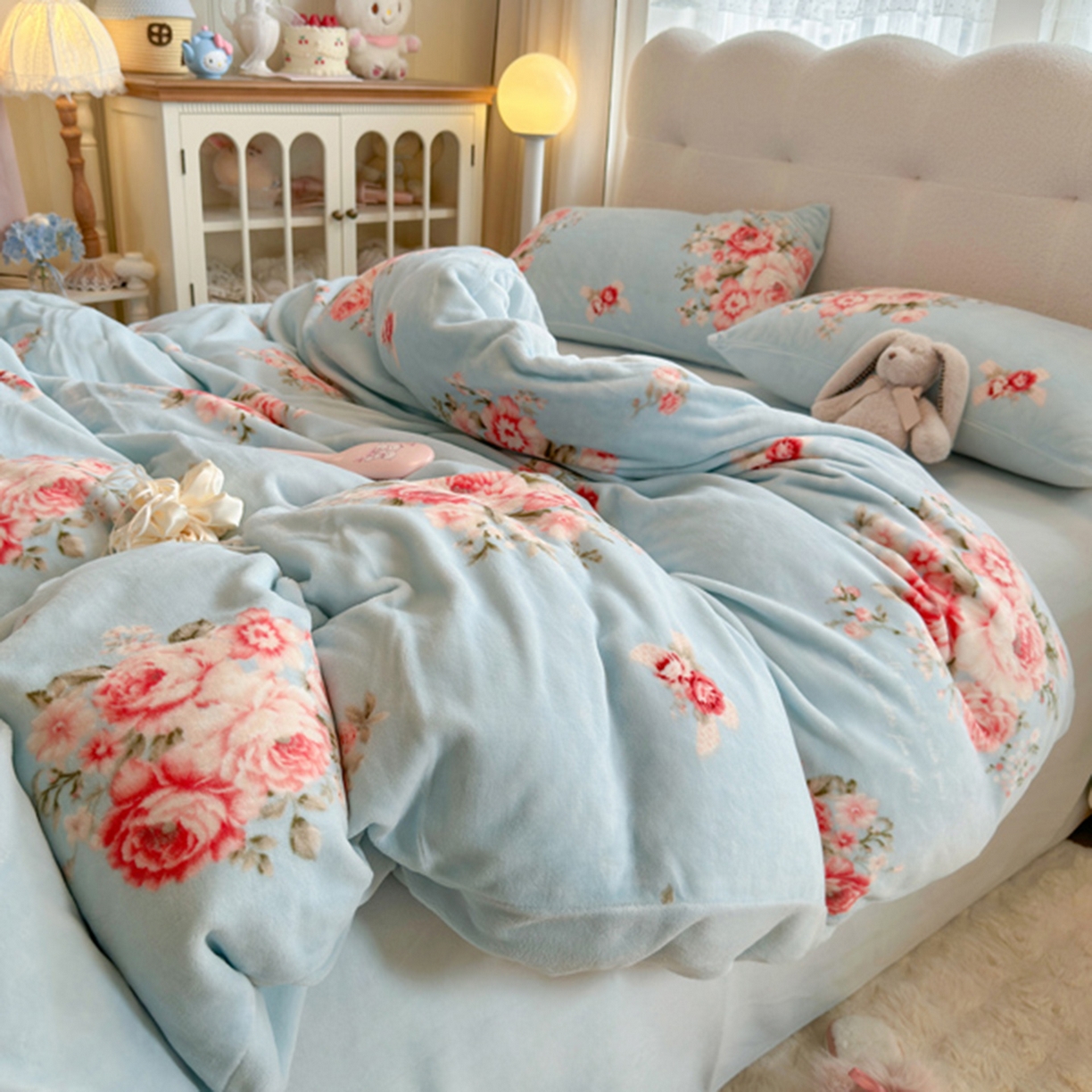 91家纺网 家纺一手货源 找家纺 欧妮家纺 2025新款A类牛奶绒印花单被套-单件被套 爱丽丝