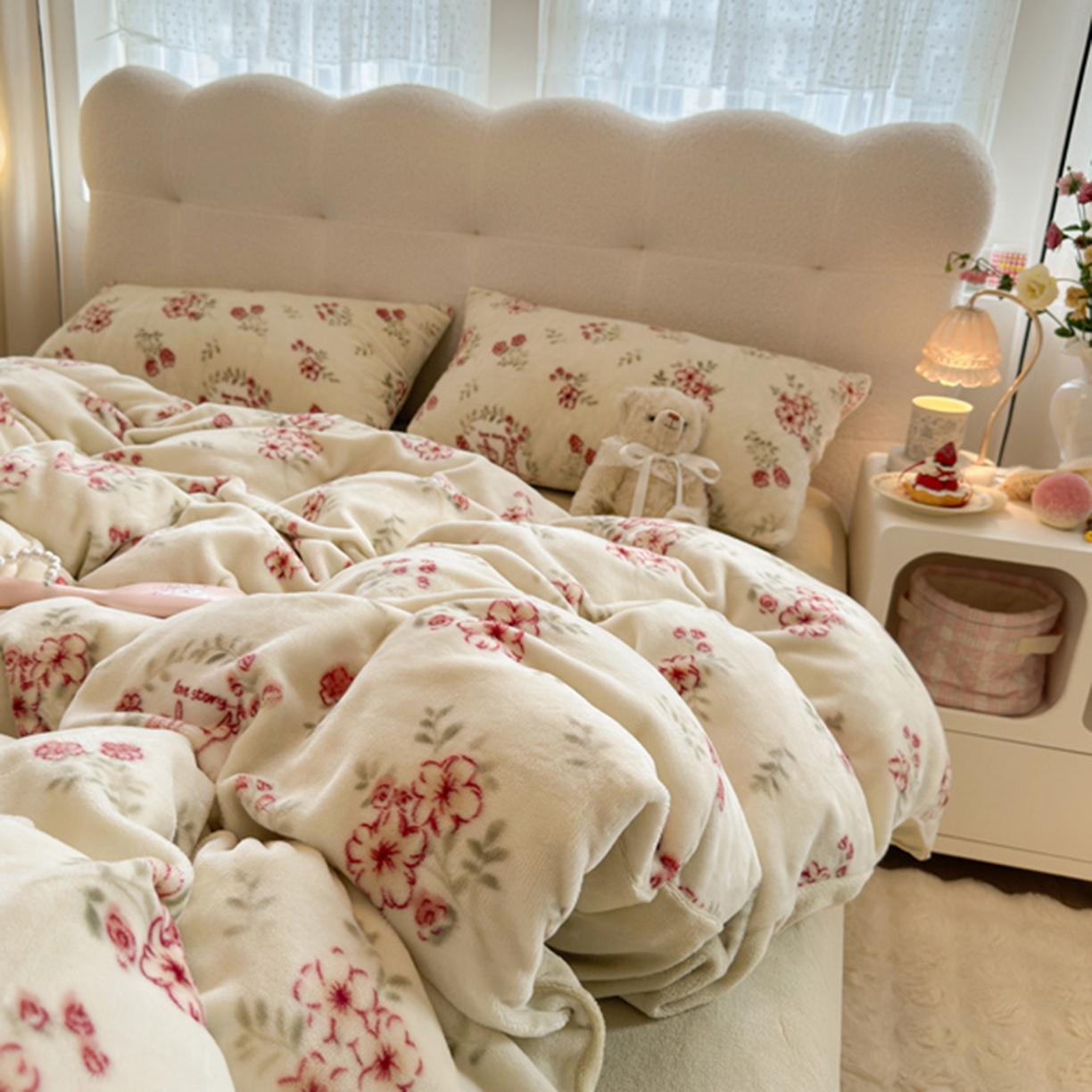 91家纺网 家纺一手货源 找家纺 欧妮家纺 2025新款A类牛奶绒印花单被套-单件被套 两小无猜