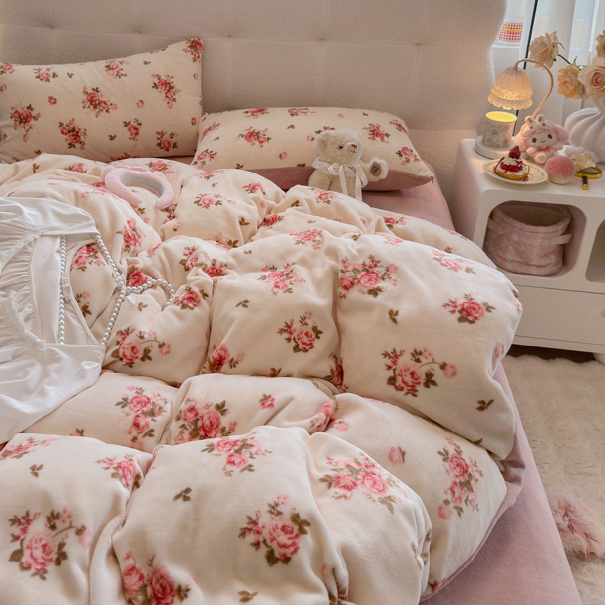 91家纺网 家纺一手货源 找家纺 欧妮家纺 2025新款A类牛奶绒印花单被套-单件被套 花仙子